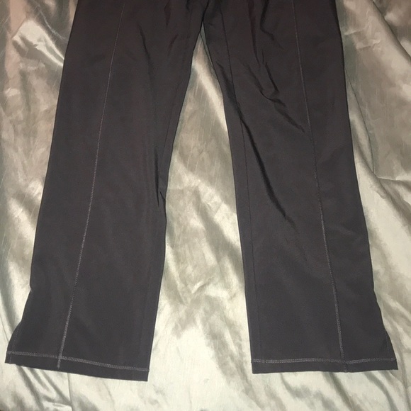 Gray scrub pants - Picture 2 of 3